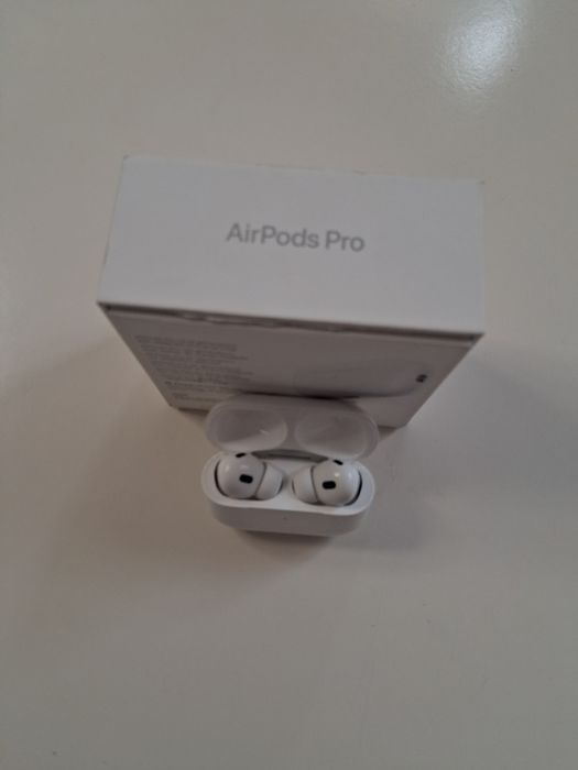 Airpods Pro Apple 2 com garantia e seguro comprado a 16/08/2025