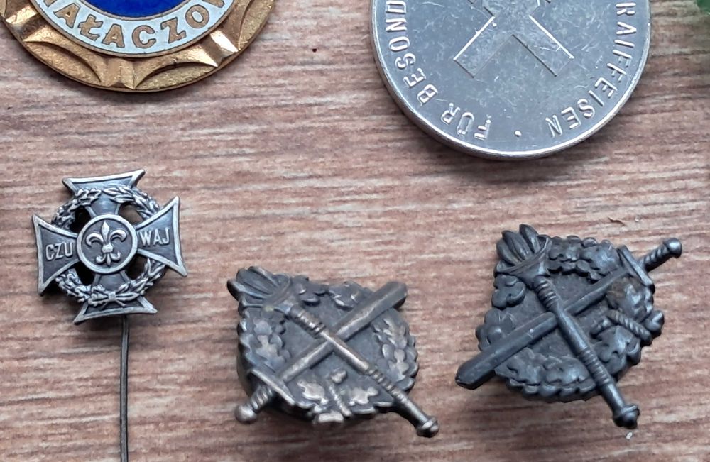 Zeztaw starych medali odznak ciekawe