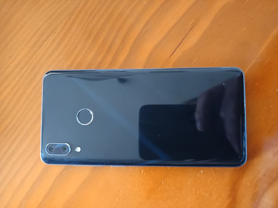 Smartphone Vodafone Smart x9
