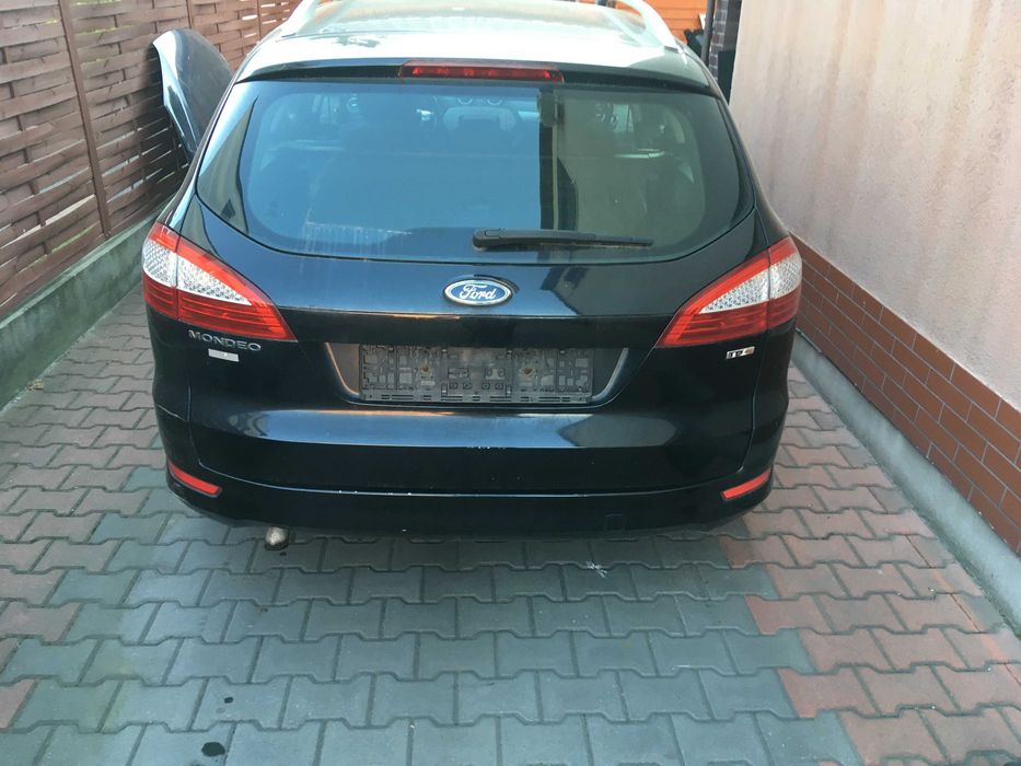 FORD MONDEO MK4 Kombi Lampa Lampy tył tylne L/P stan bdb