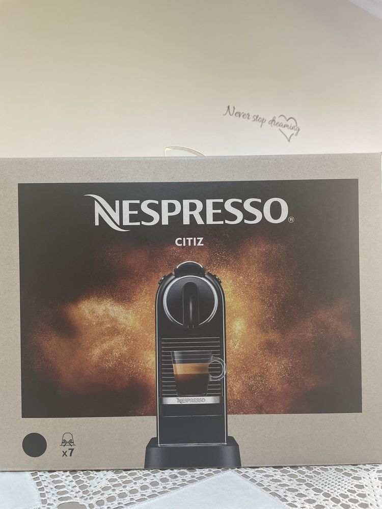 Máquina café nesspresso citiz NOVA