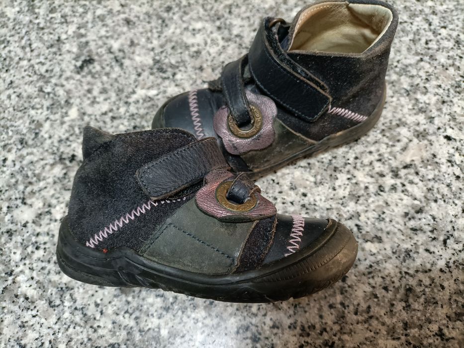 Botas em pele n20 impecáveis