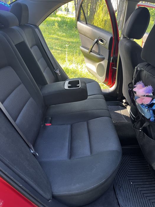 Авто Мазда 6……..