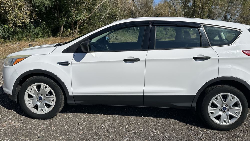 Продаж Ford Escape 2014 2,5