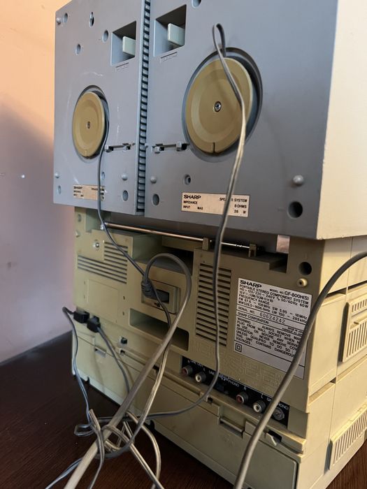 Sharp магнітола.