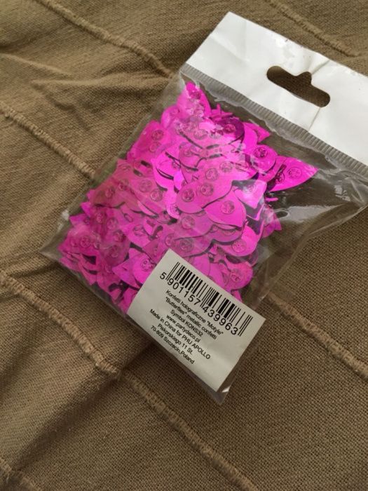 Confetti różowe motylki