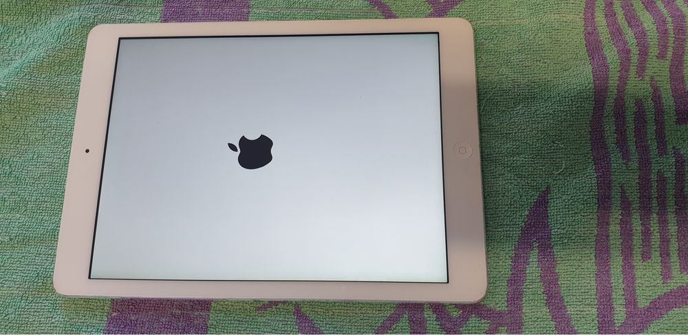 Vendo iPad Air 1, 4G+WiFi, como novo