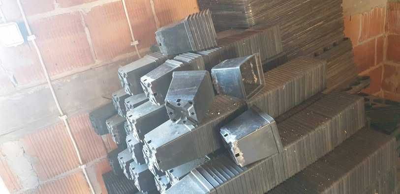 doniczki produkcyjne 1-litrowe 200 sztuk