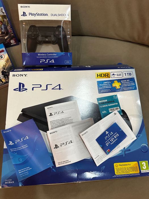 PlayStation 4 + volante