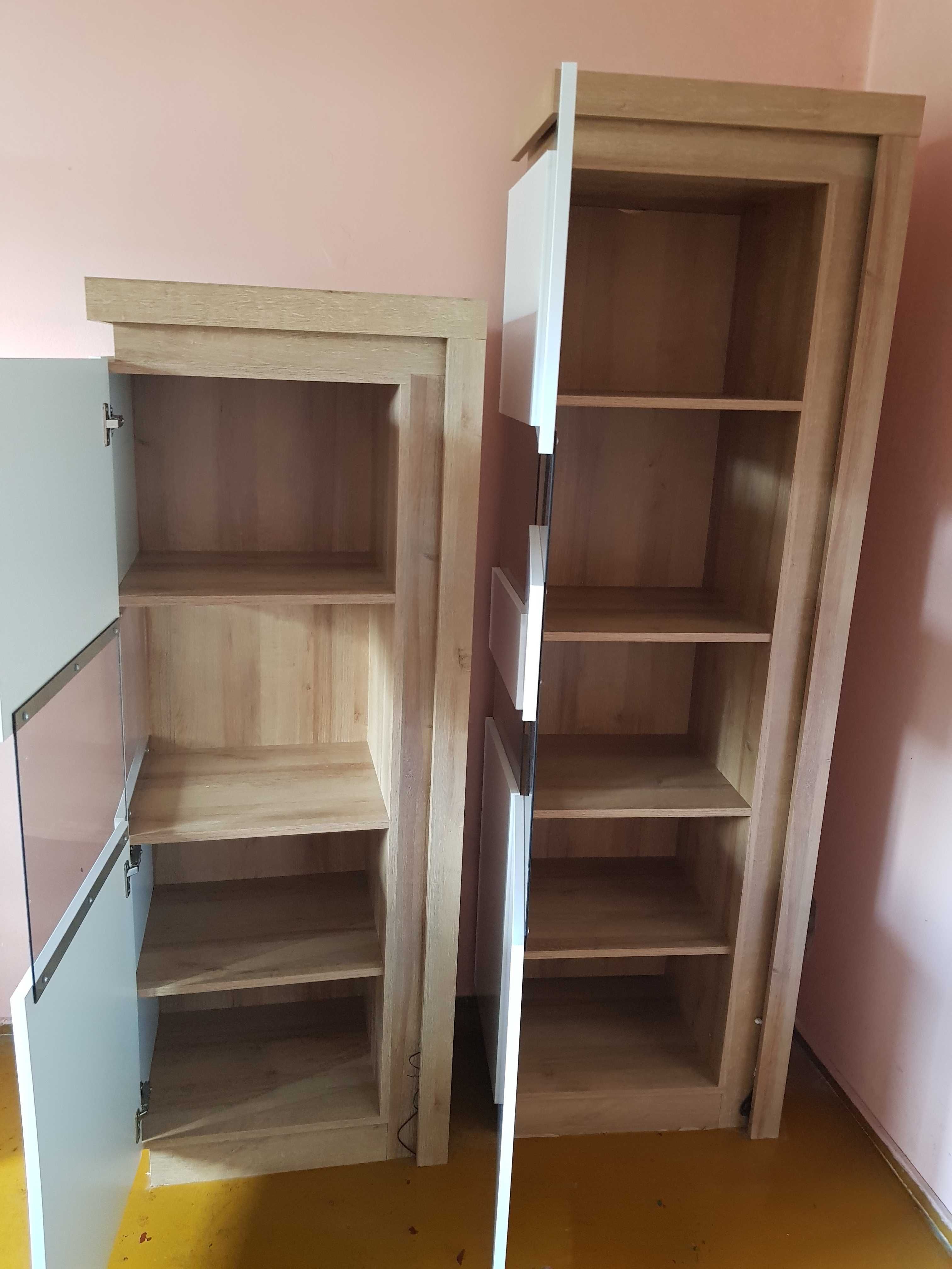 Meble LYON - przeszklone witryny z oświetleniem LED