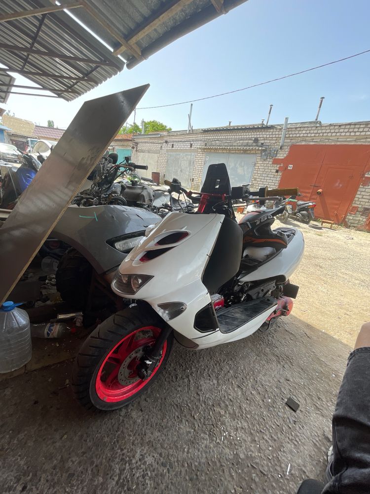 Aprilia sr50 2004 на дк