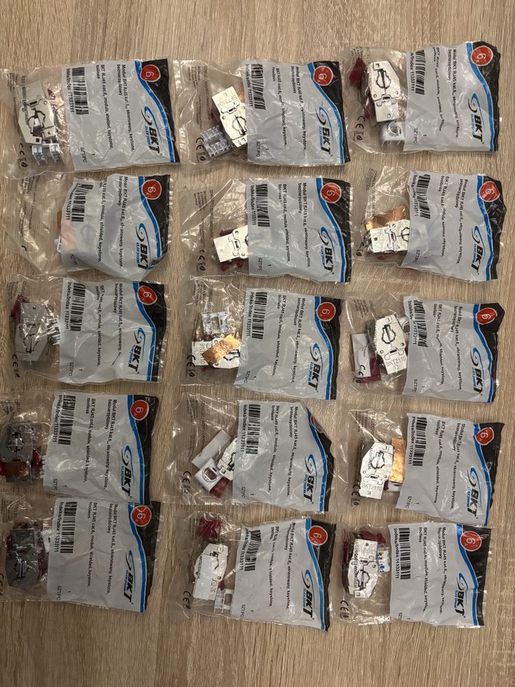 Moduł keystone RJ45 FTP ‑ ekranowany, kat.6A, beznarzędziowy