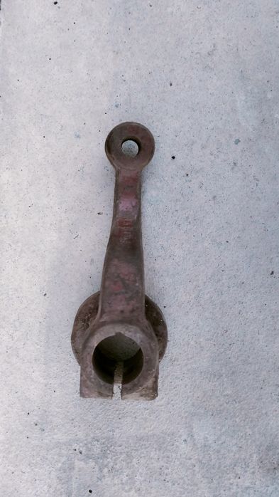 Важіль поворотний Т-25