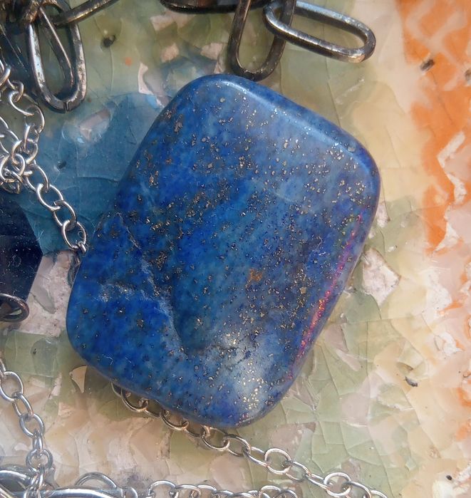 Lazuryt otwór kamien lapis lazuli