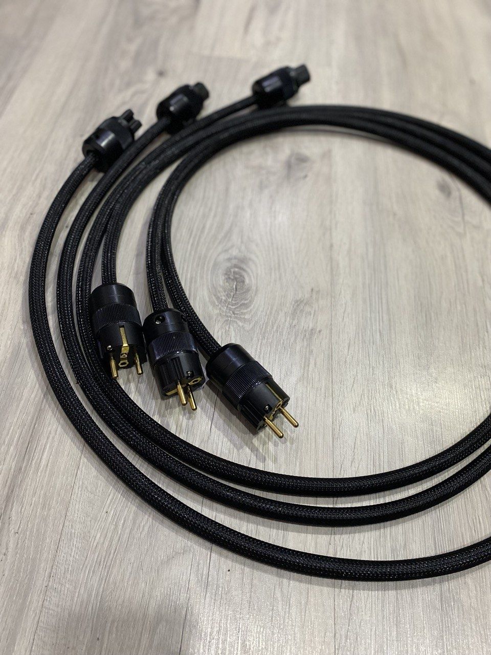 Сетевой аудиофильский кабель SINWEX POWER Cord 1.
