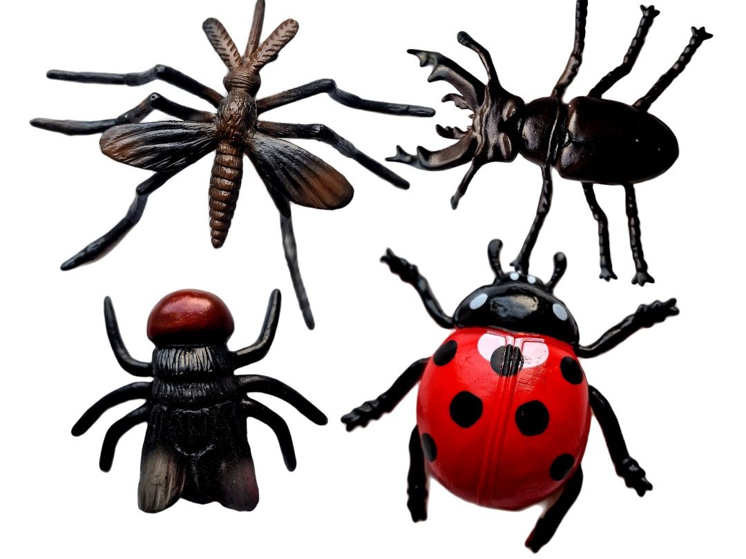 Owady insekty figurki 4sztuki ZESTAW