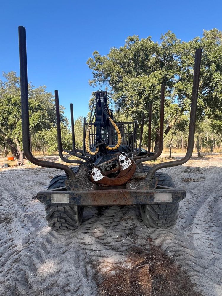 Trator John Deere 7810 Florestal c/ Reboque + Grua