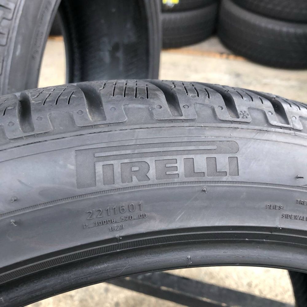 Шини 295/35 r21 Pirelli scorpion Зима 2шт 2018р (235)