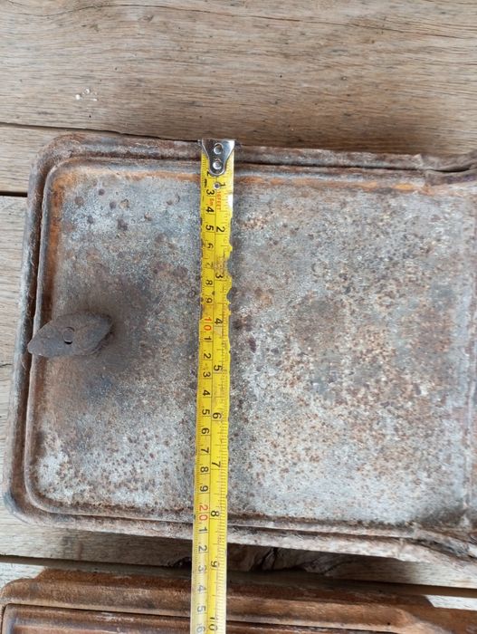 Дверцята для опалення  груби ,плити.