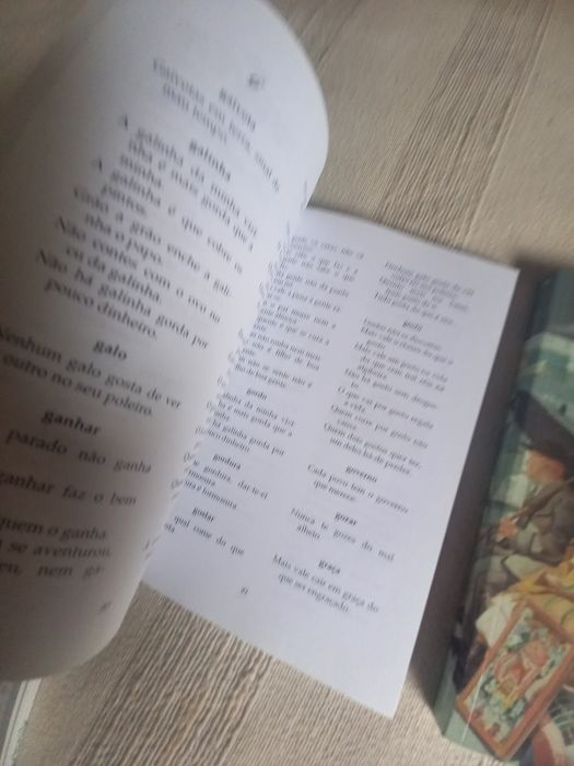 Dois livros sobre provérbios populares dos Açores