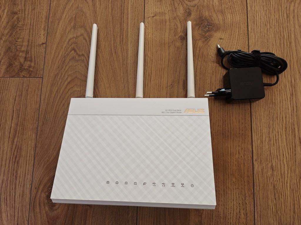 Router Asus AC68U White