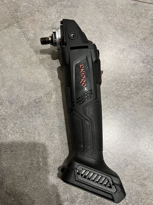 DGA~200BC ultra Дніпро М шлифмашина безщіткова