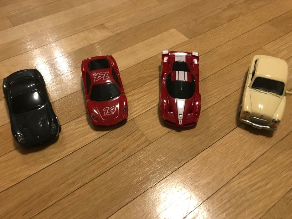 Modele samochodów/ Samochodziki/ Ferrari