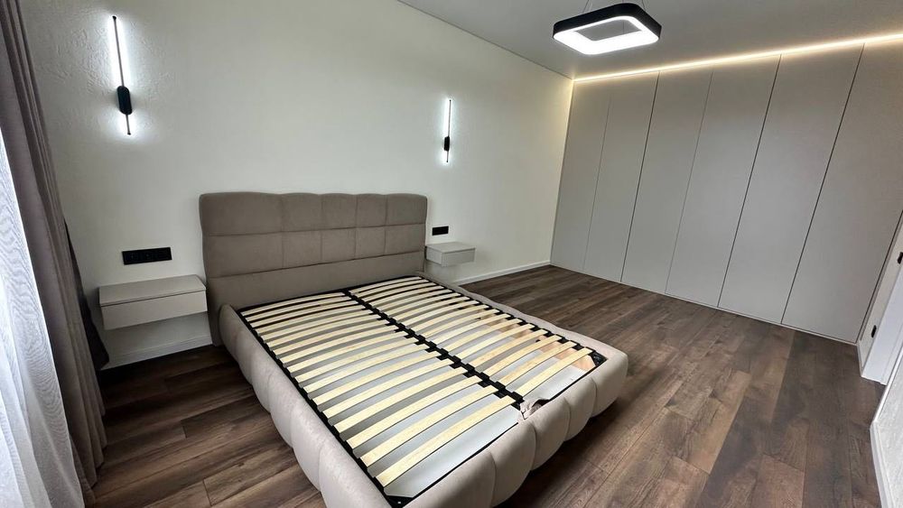 Продаж 1 км квартири в спальному районі міста