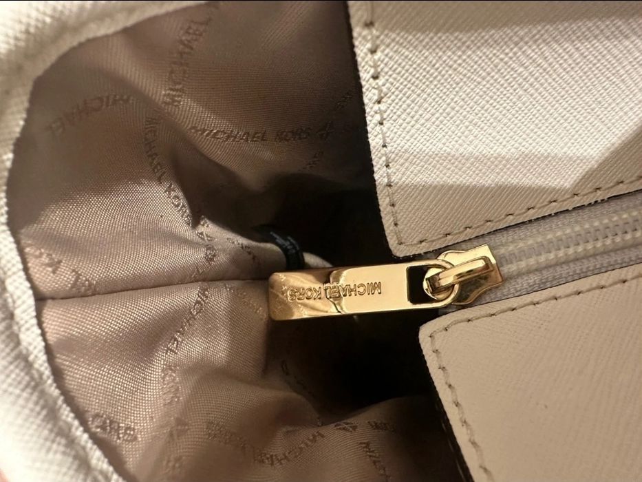 Mala Michael kors em excelente estado