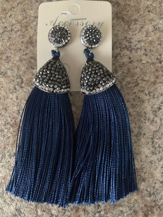 Nowe kolczyki chwosty