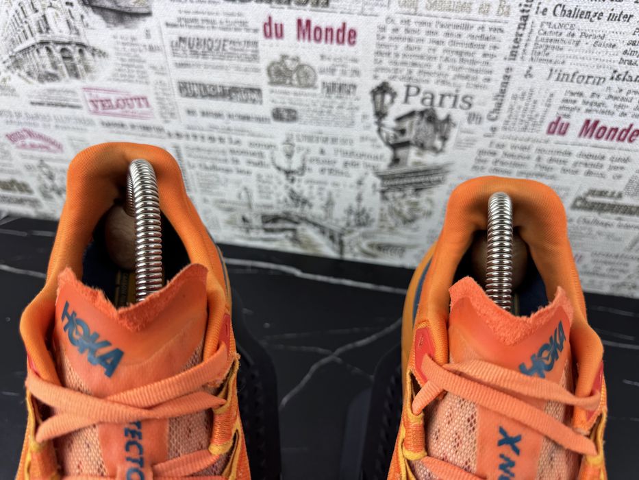 Оригінал Розмір 42.5 Кросівки Hoka One One Tecton X / Взуття