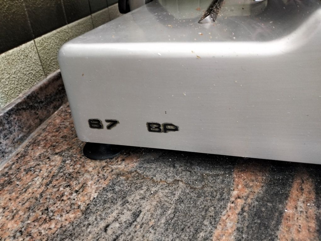 Máquina de cortar fiambre e Máquina de picar carne