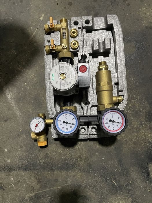 Grupo hidráulico ModvlvS com bomba Wilo – Novo