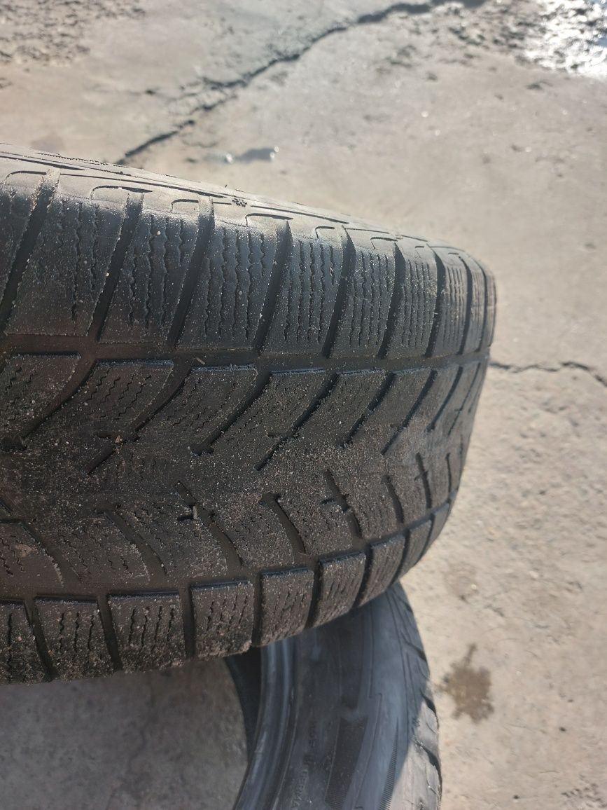 Зимові шини Good year 235/55 R18