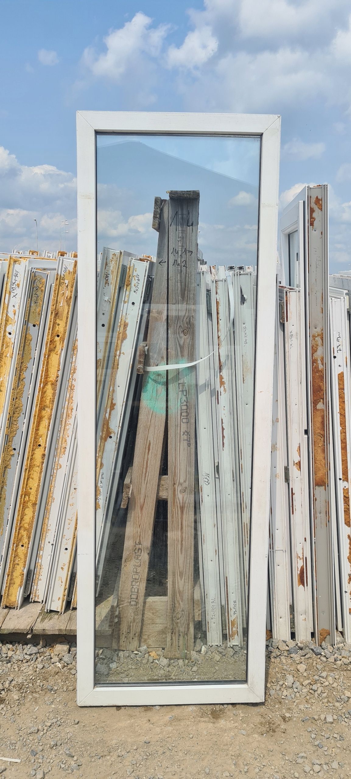 OKNA Używane 64x193 Fix OKNO KacprzaK Plastikowe PCV Lider Okna OLX