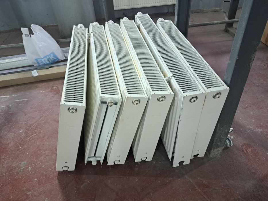 Батареї для опалення будівлі