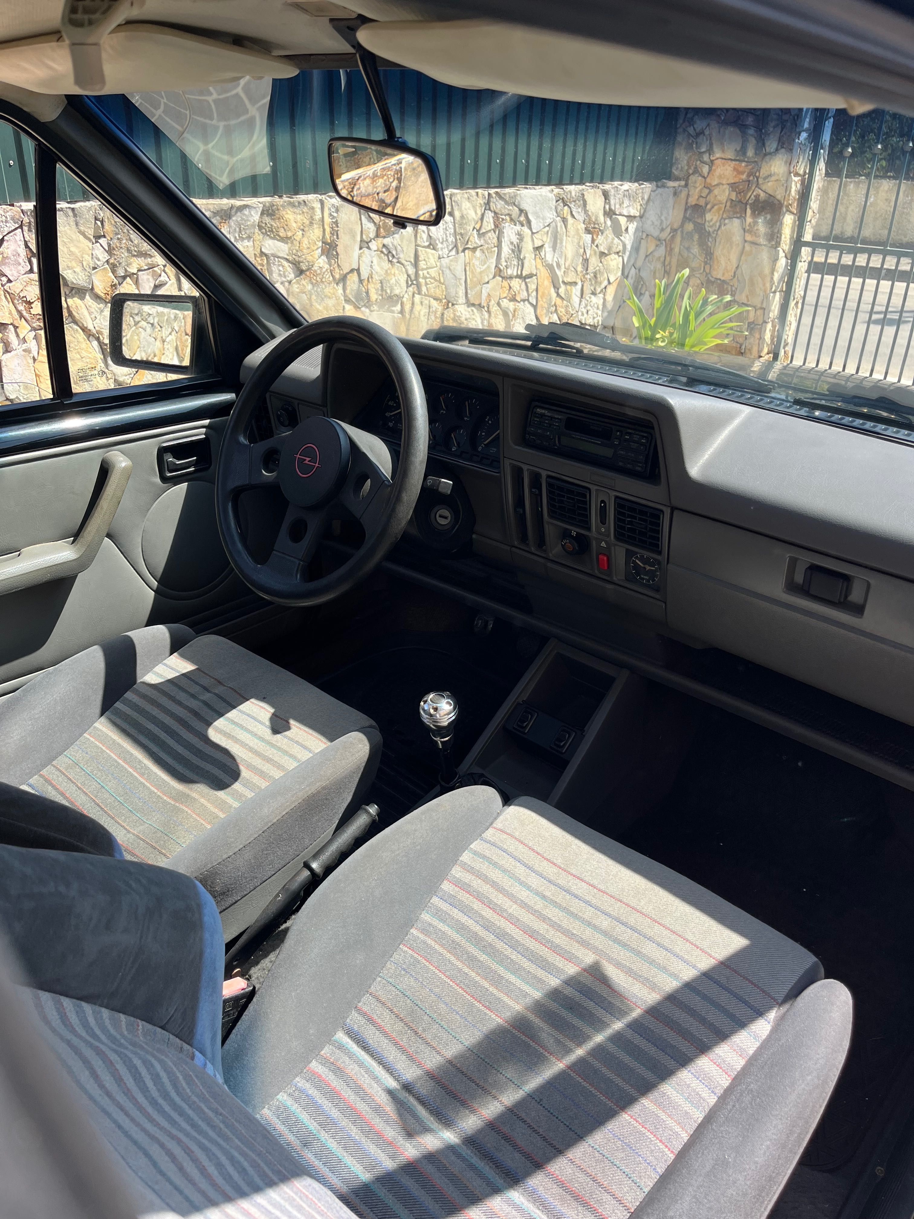 Opel Corsa 1.4 GT 1990