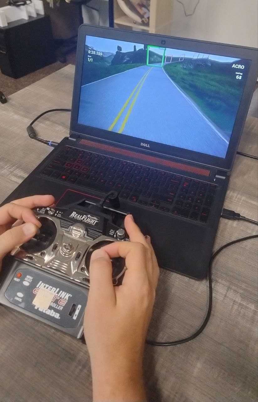 Ігровий ноутбук DELL Inspiron 5577