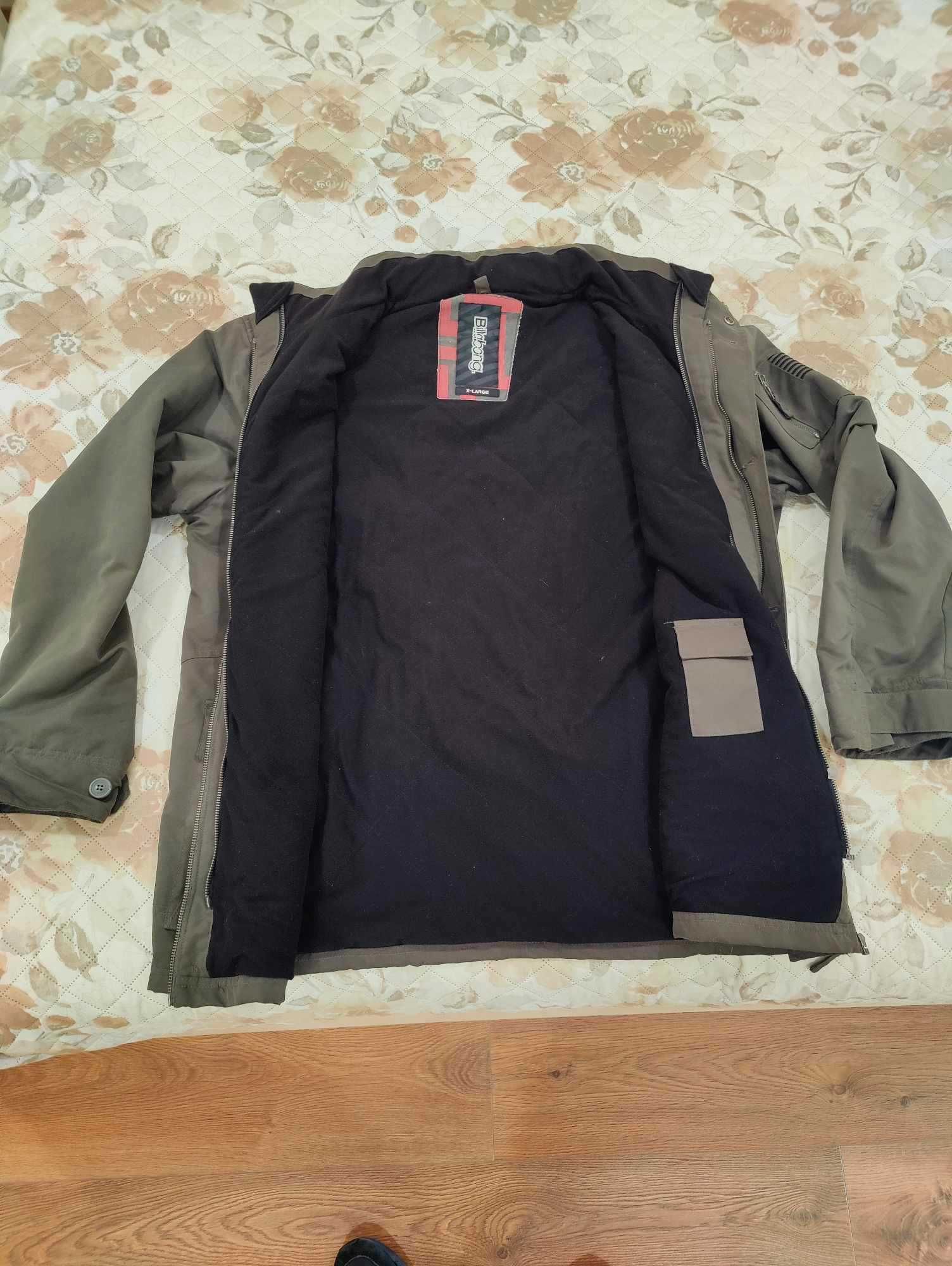 Casaco Billabong tam. XL Excelente estado