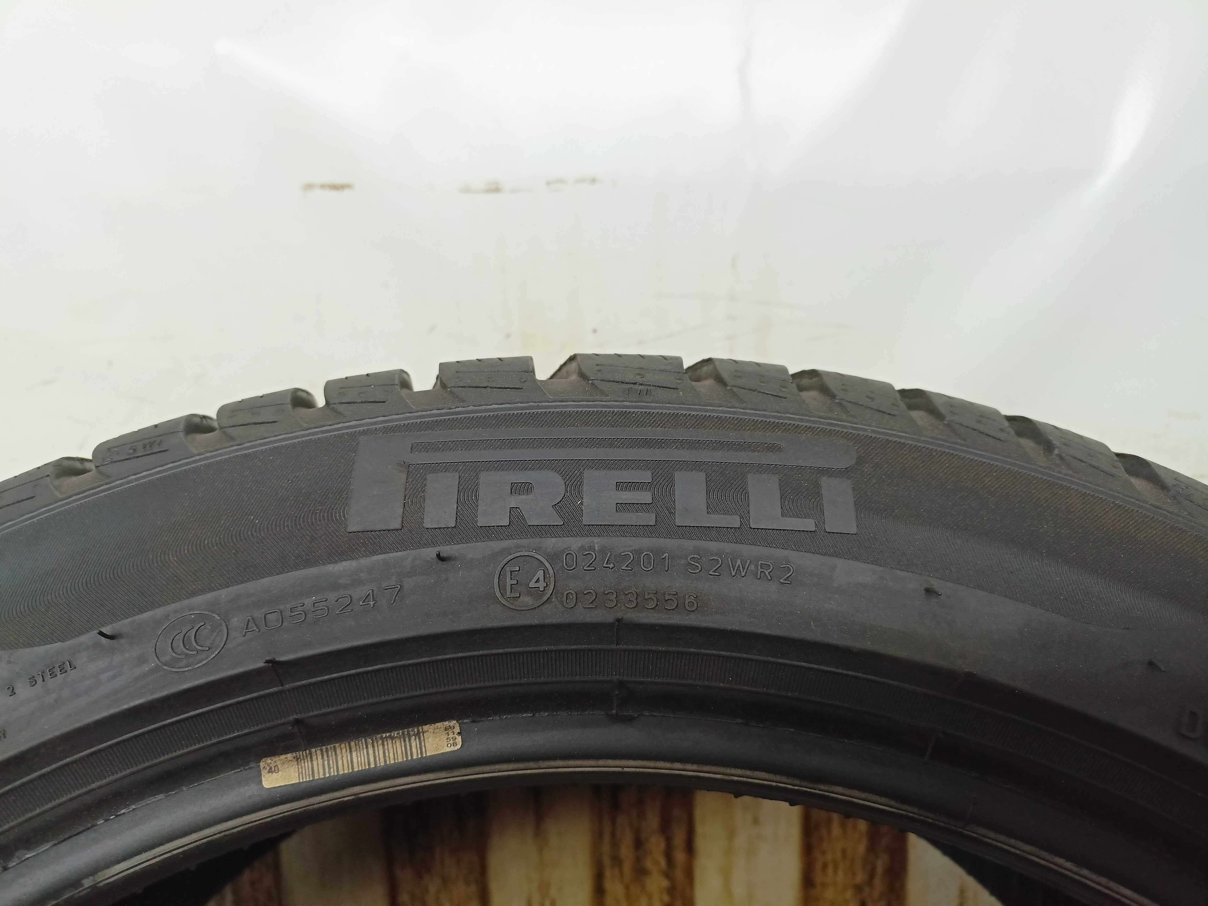 Pirelli SottoZero 3 235/45/18 23r. 98V 7,9mm Jak Nowa (1646)