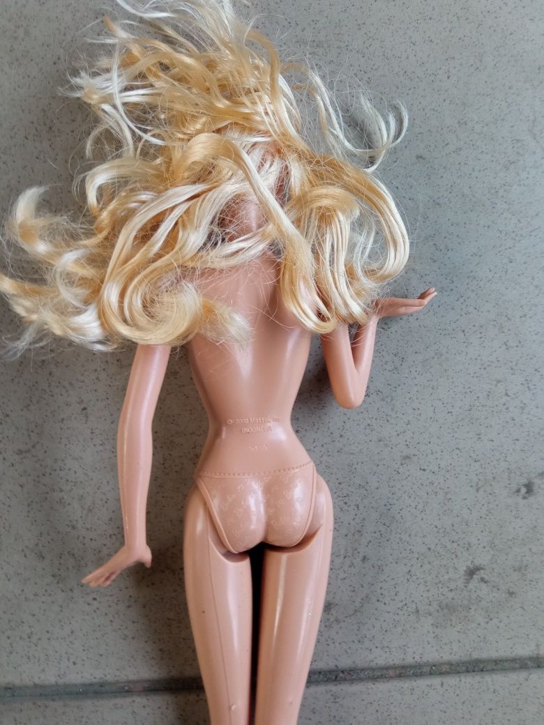 Stara lalka Barbie