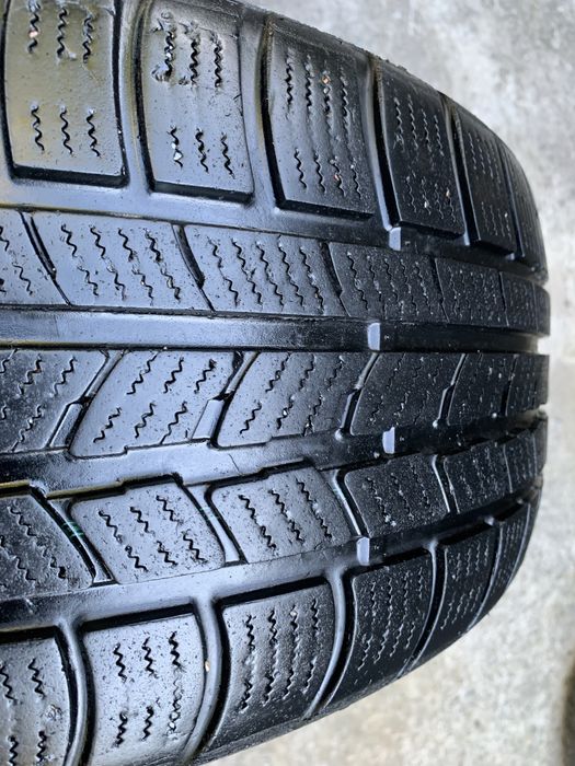 Зимова шина(резина) 225/55 R17 “ROADSTONE” WinGuard  - 1шт