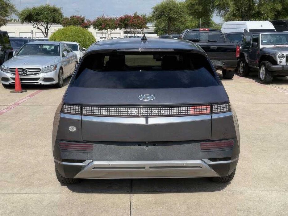 Hyundai Ioniq 5 SEL      2022