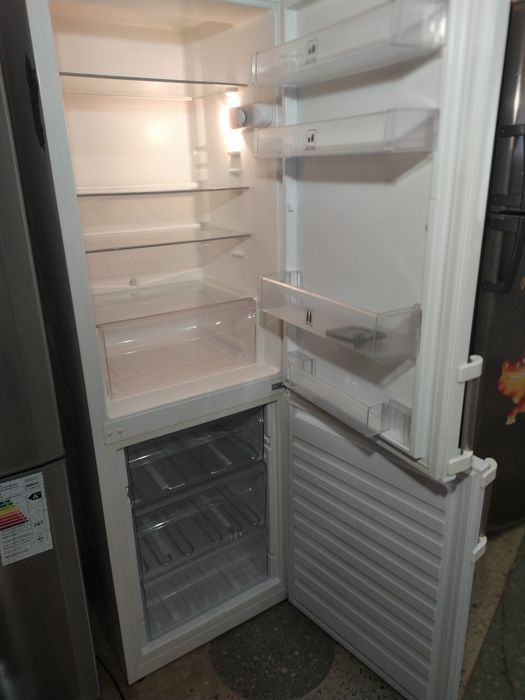 Холодильник BEKO CS331020 от сервисного центра