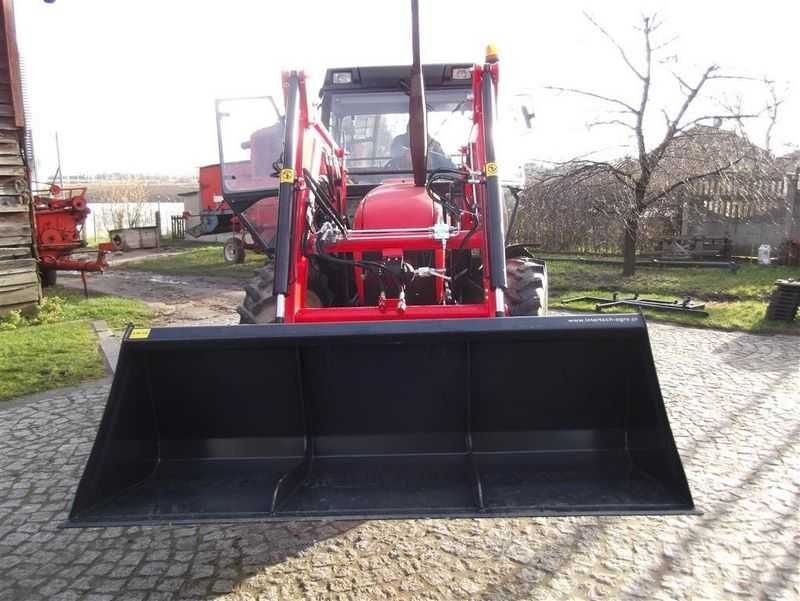 Szufla ładowacza czołowego . Transport cały kraj