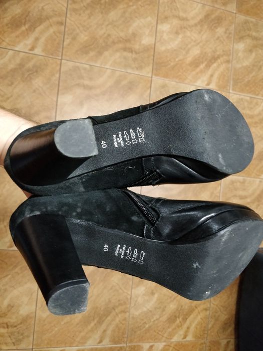 Bota de cano baixo Tamanho 40