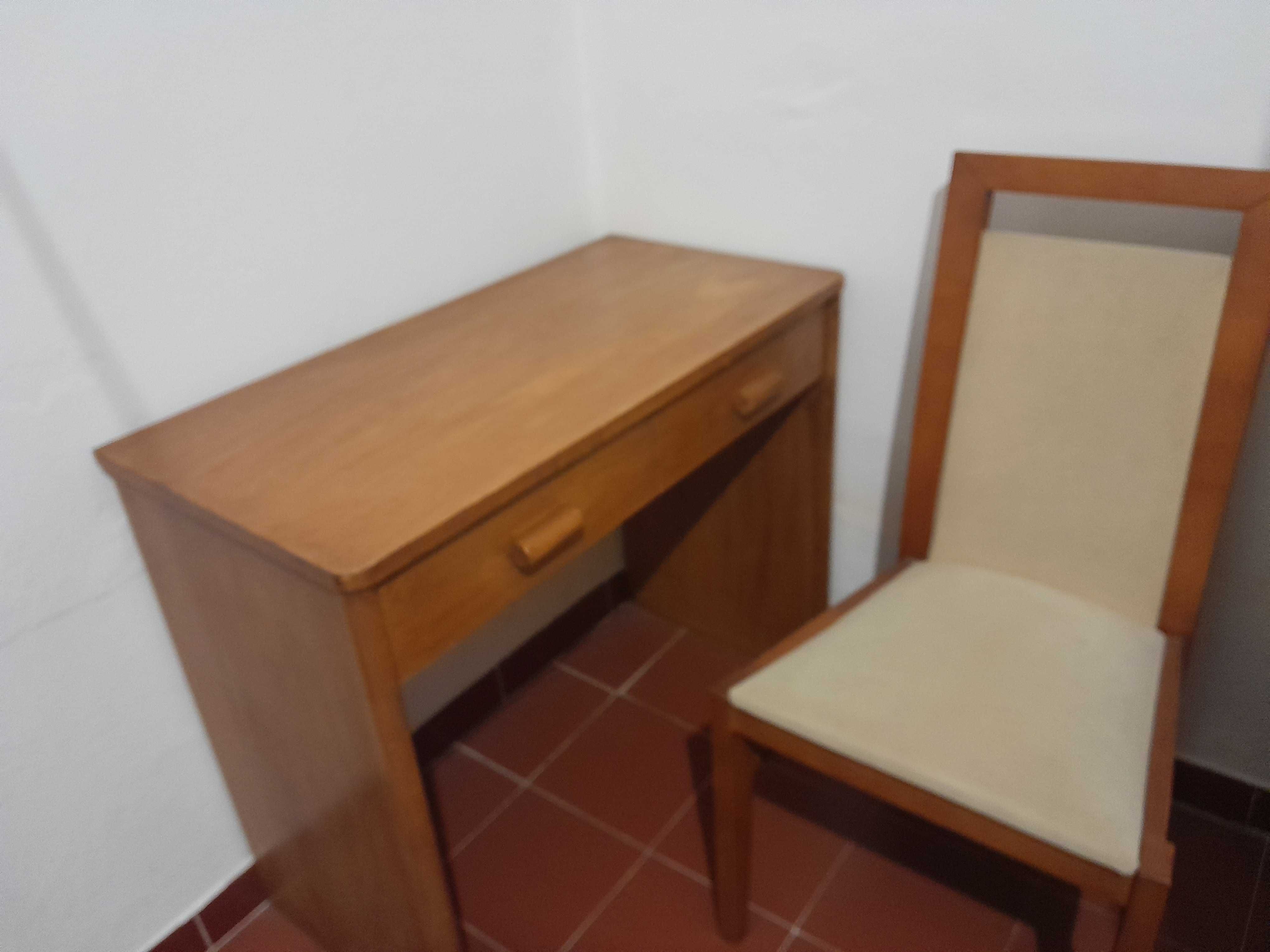 Venda de Móveis em Excelente estado- Quarto de Casal