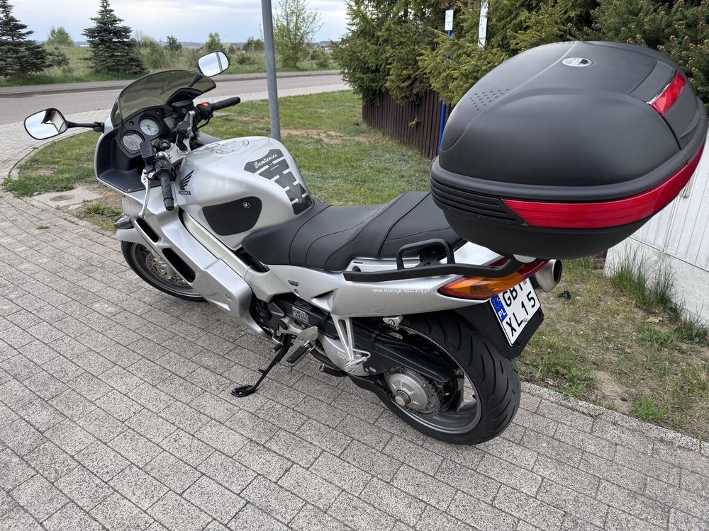 Honda VFR 800 V4 v-ka fv VAT
