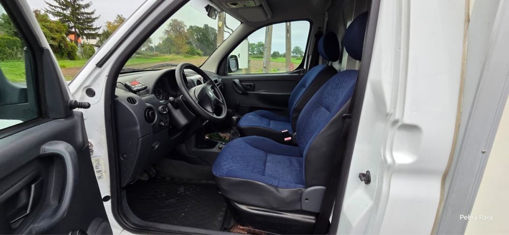 Peugoet parnter 1,6 chłodnia
