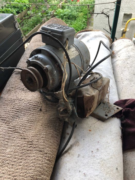 Электродвигатель со стиральной машинки